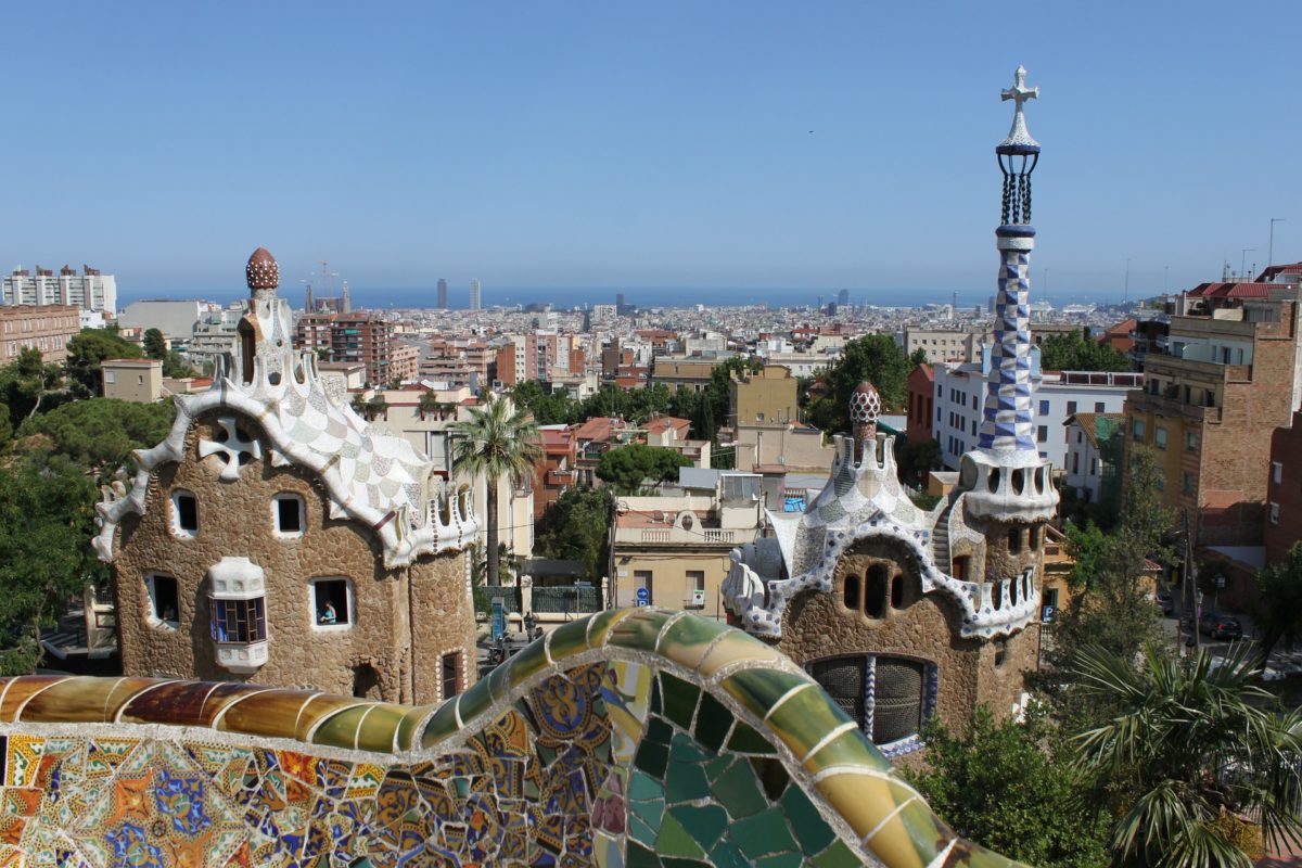 a primeira casa de Gaudí