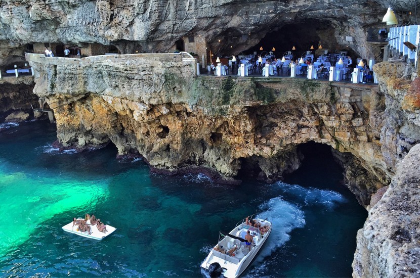 Grotta Palazzese | Puglia, Itália