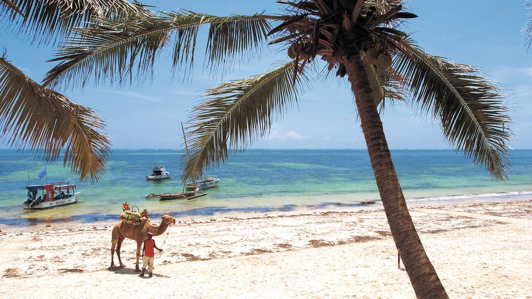praias mombasa quénia