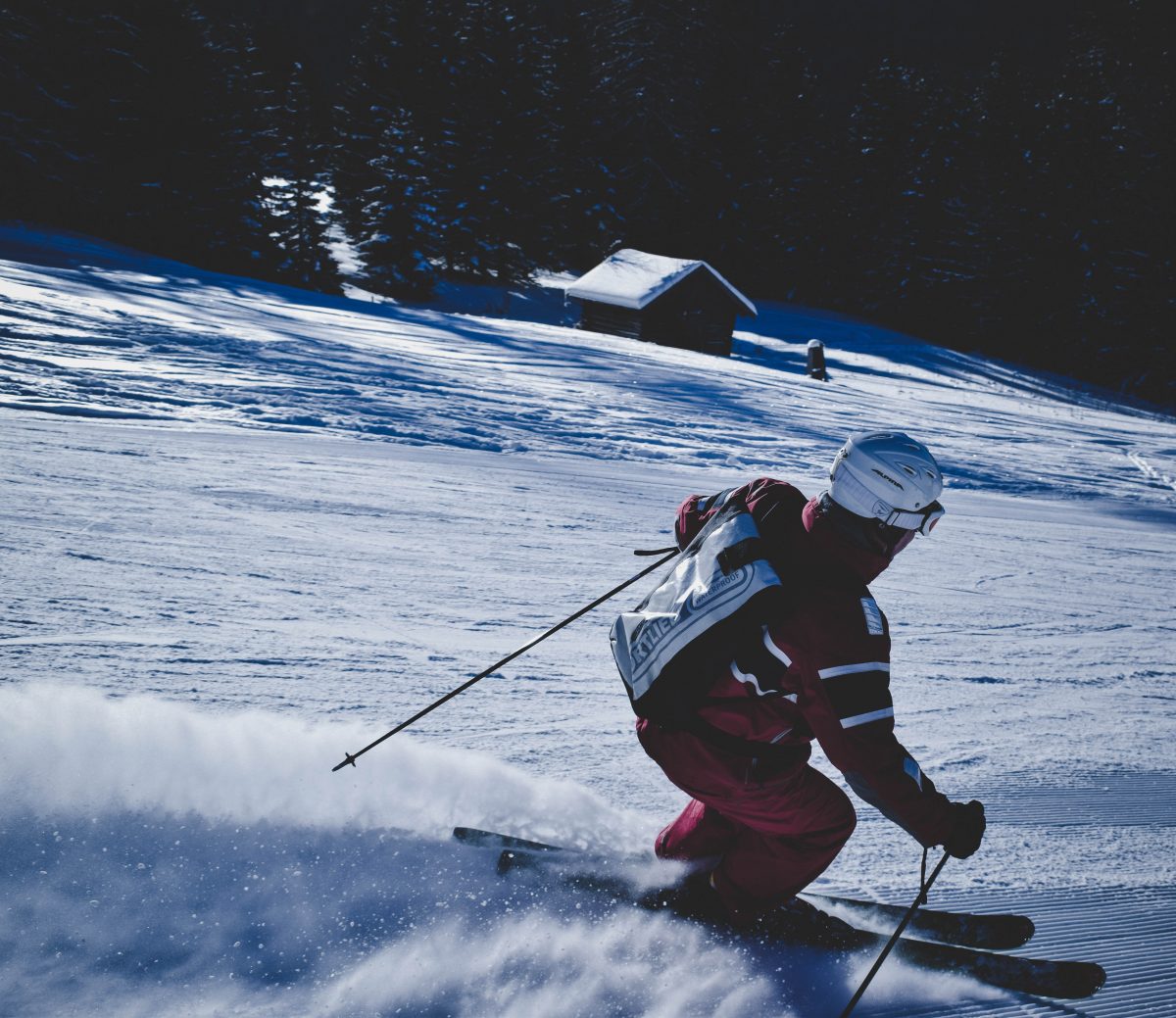 praticar esqui