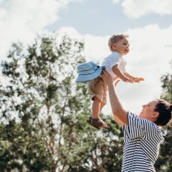 8 dicas úteis para viajar tranquilamente com um bebé