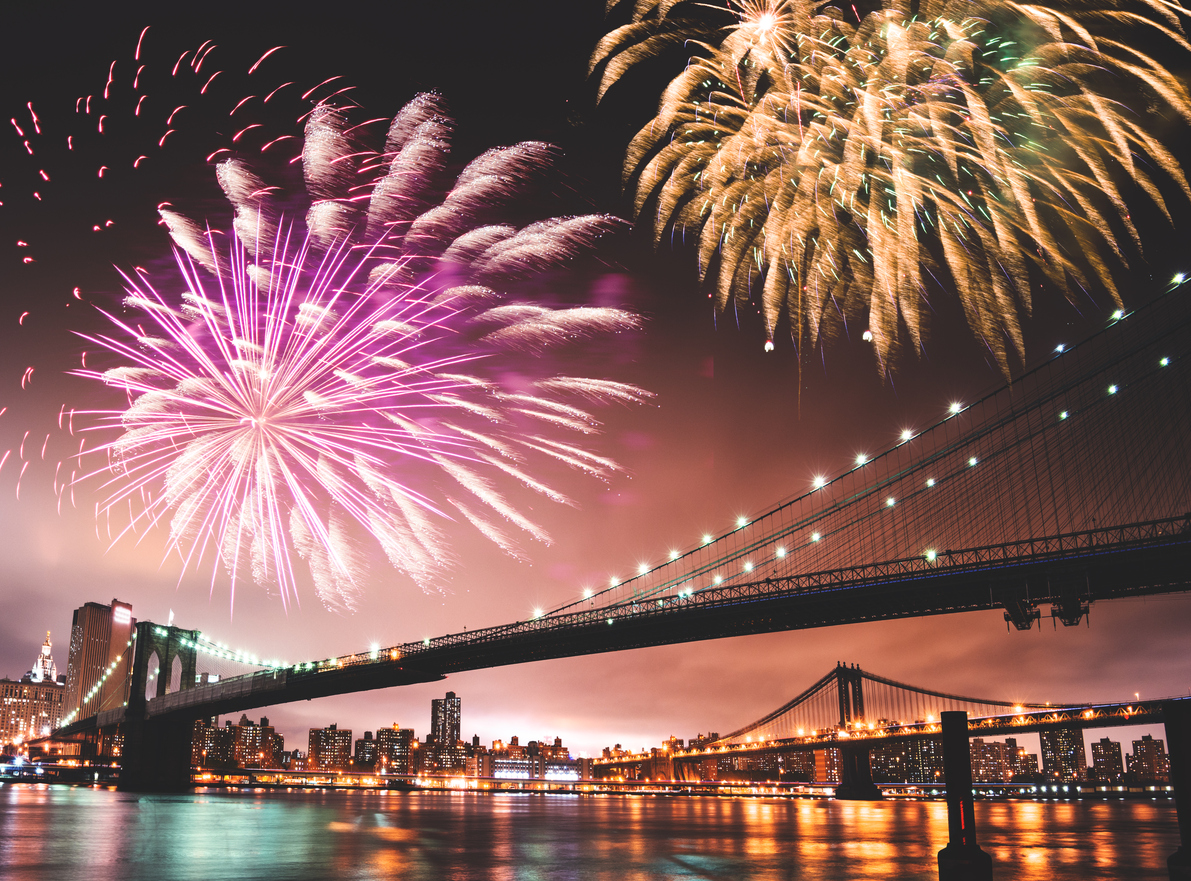 Brooklyn Bridge em ambiente festivo
