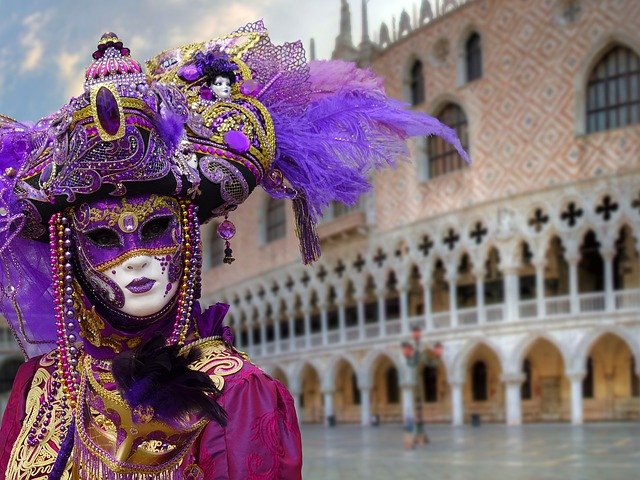 Carnaval: Rio ou Veneza