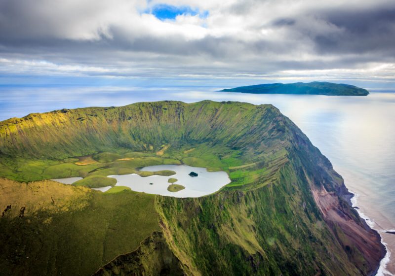 Top 5 razões para ir aos Açores ou à Madeira ainda este ano!
