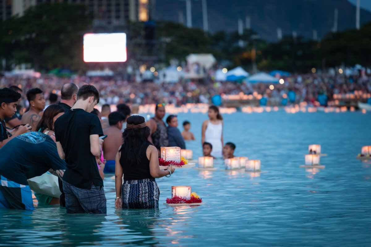 Festival das Lanternas Flutuantes (Hawai)