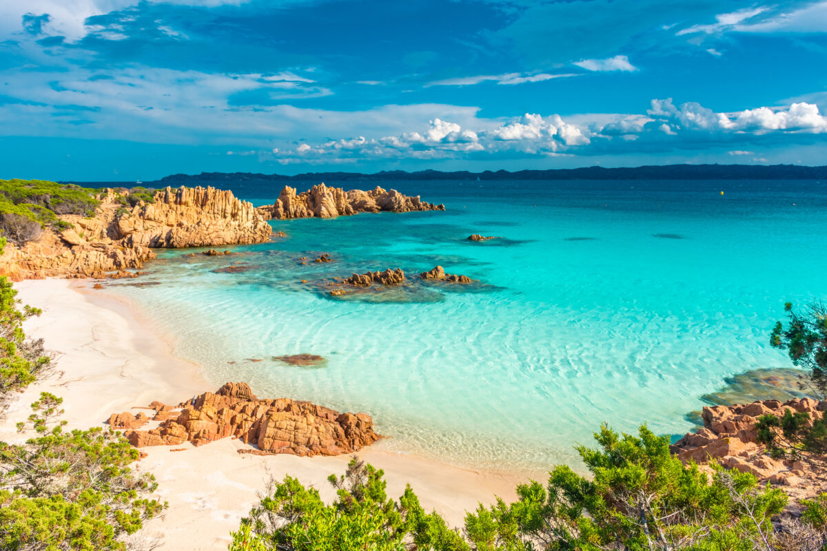 Amazing,Pink,Sand,Beach,In,Budelli,Island,,Maddalena,Archipelago,,Sardinia,