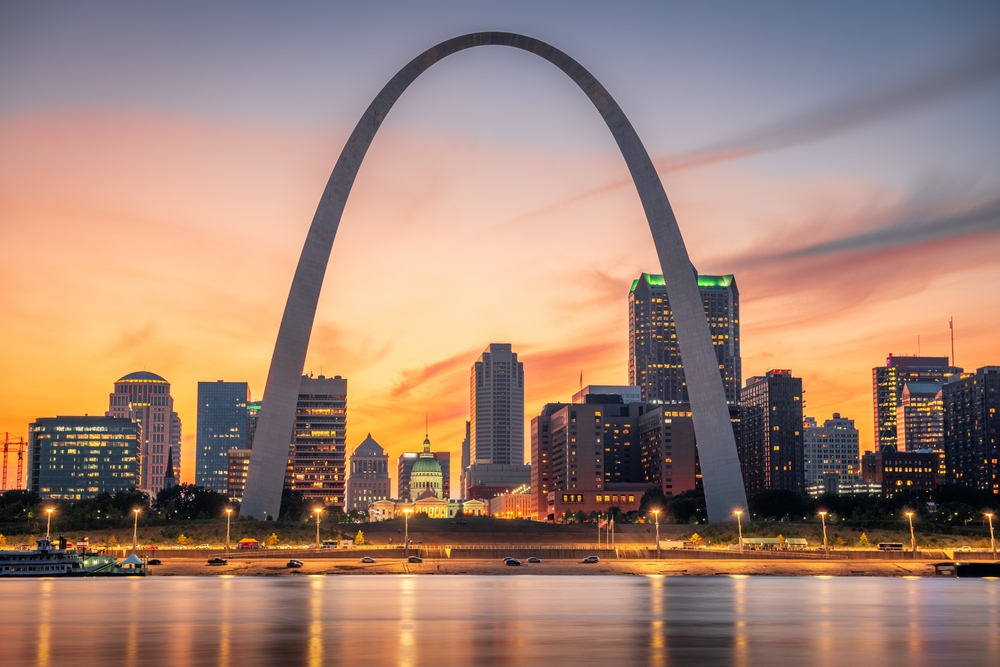 St. Louis, Missouri, USA / Sean Pavone / Shutterstock