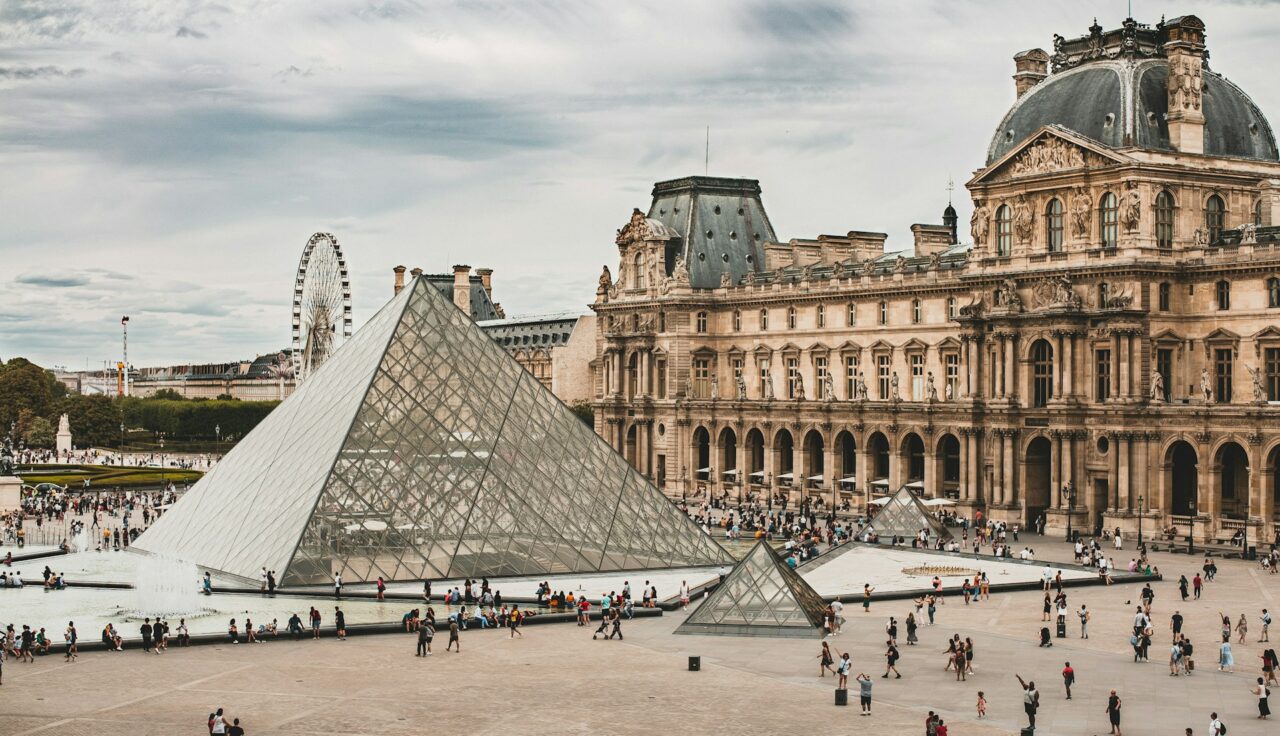 Museu do Louvre, Paris, França, Presentes perfeitos: que viagem oferecer à sua mãe?