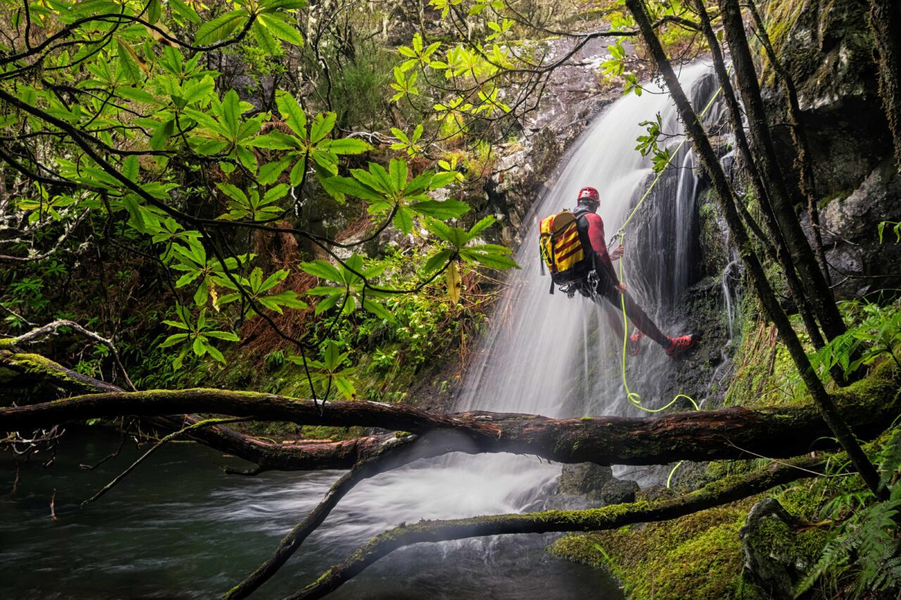 Canyoning Ribeiro da Água do Queijo / Foto propriedade de Associação de Promoção da Madeira