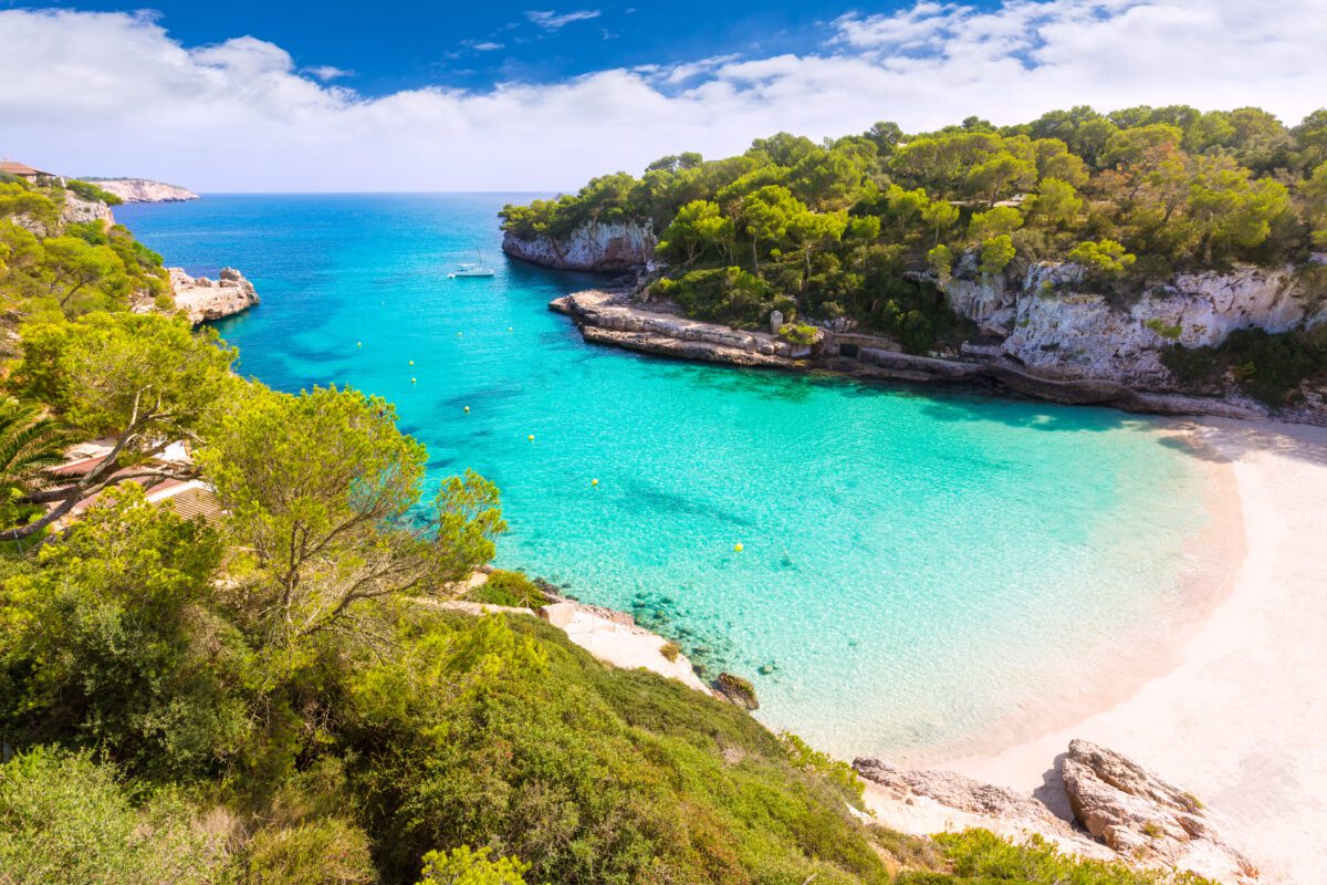 Ilhas espanholas: qual escolher para as suas férias? Guia completo.