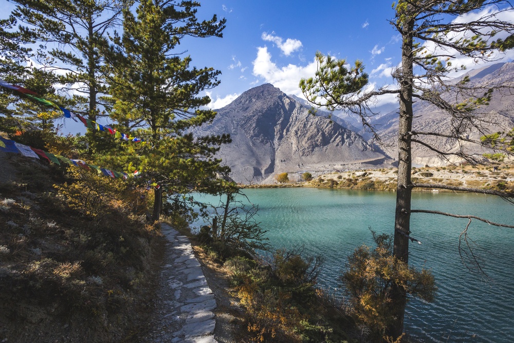 Lago Dhumba / Crazy nook / Shutterstock